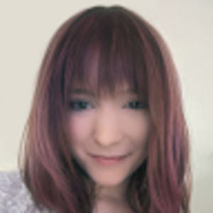 Meet your Posher, Cassandra